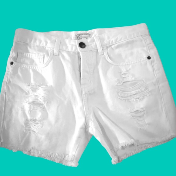 Current/Elliott Pants - Current Elliot☀️White Jean Shorts -Distressed-EXCELLENT condition! Size 24